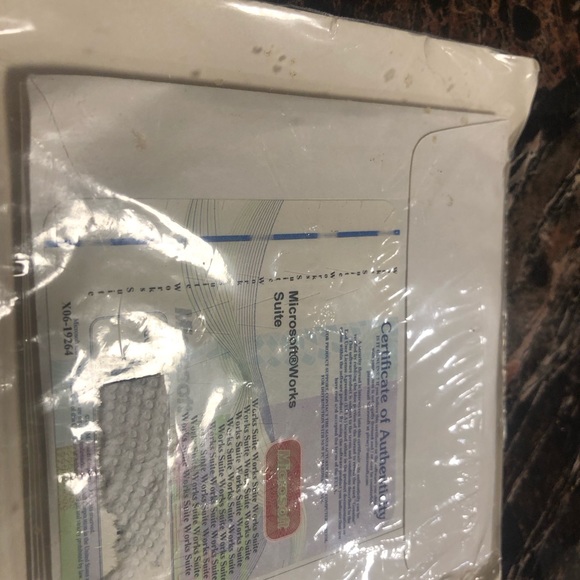 MICROSOFT WORKS SUITE 2001 SEALED WORD 2000 MONEY 2001 ENCARTA 6.0 w KEY - Picture 5 of 12